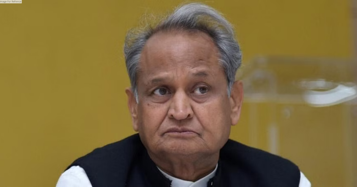 Gehlot says judiciary under pressure, Modi surname remark by Rahul was just 'political' comment